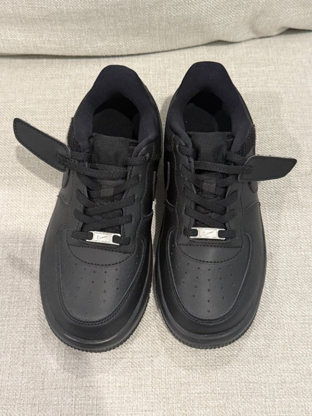 Nike Air Force 1 Low in Black (Kids) 2Y